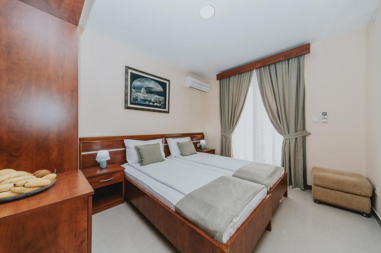 Apartmani Salus Budva Exterior photo
