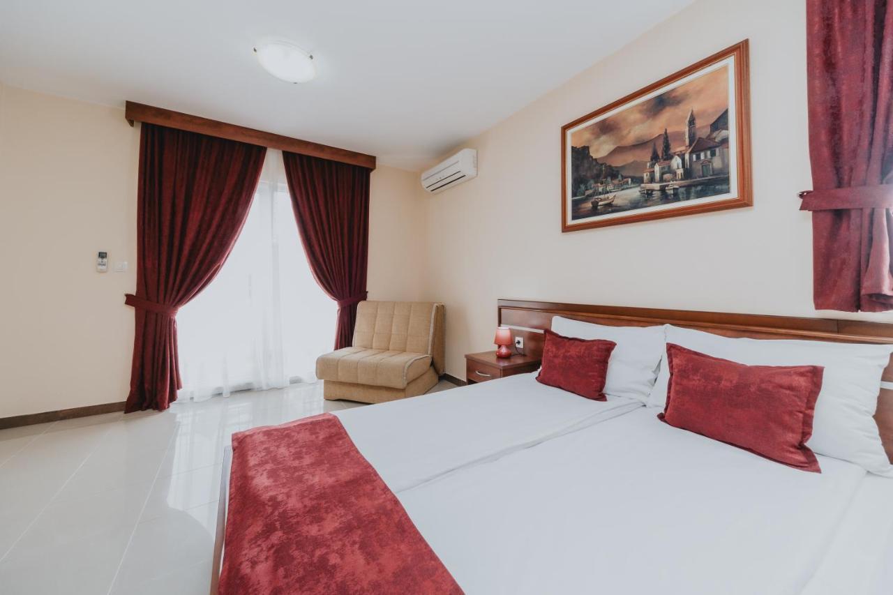Apartmani Salus Budva Exterior photo
