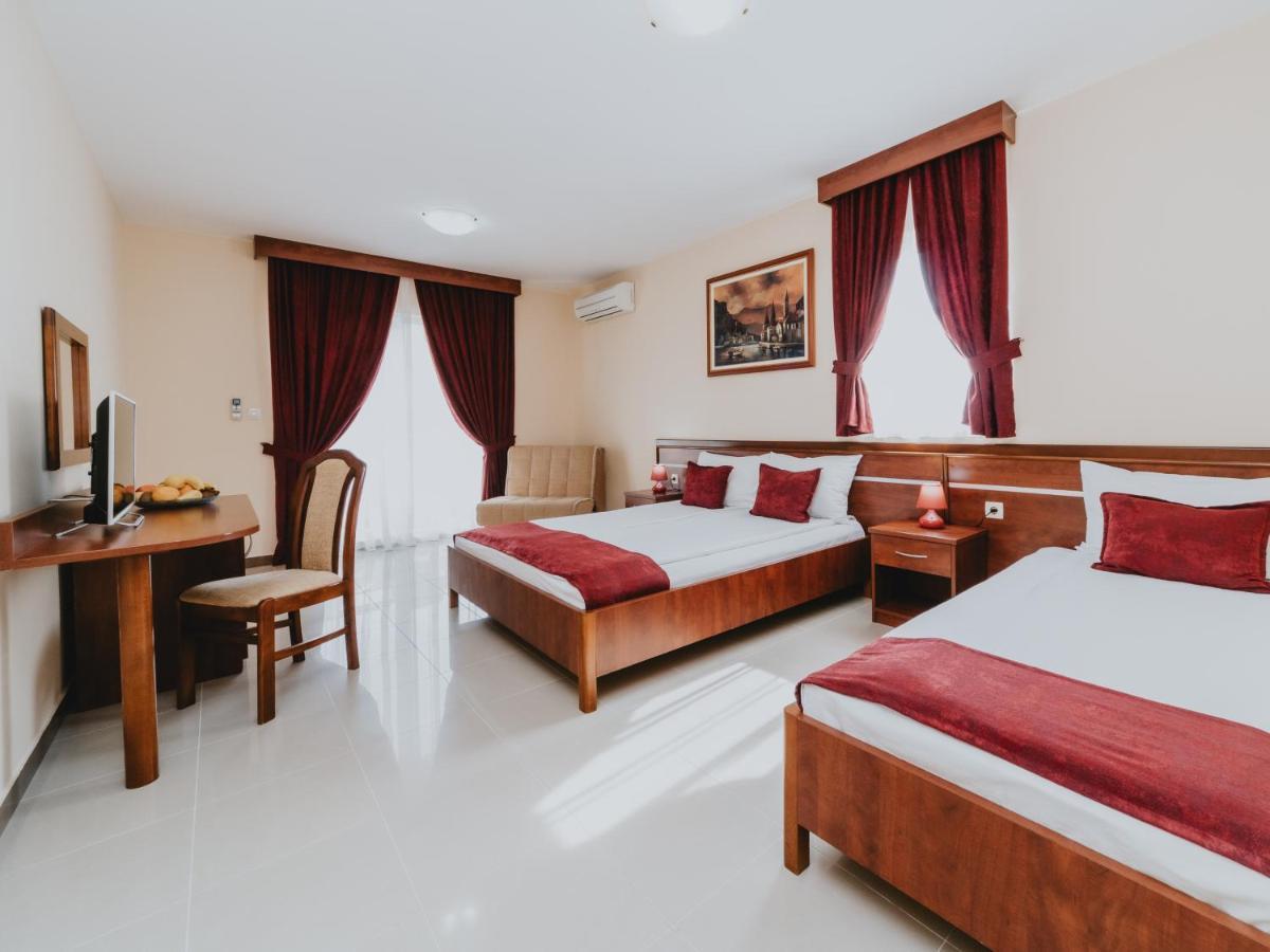 Apartmani Salus Budva Exterior photo